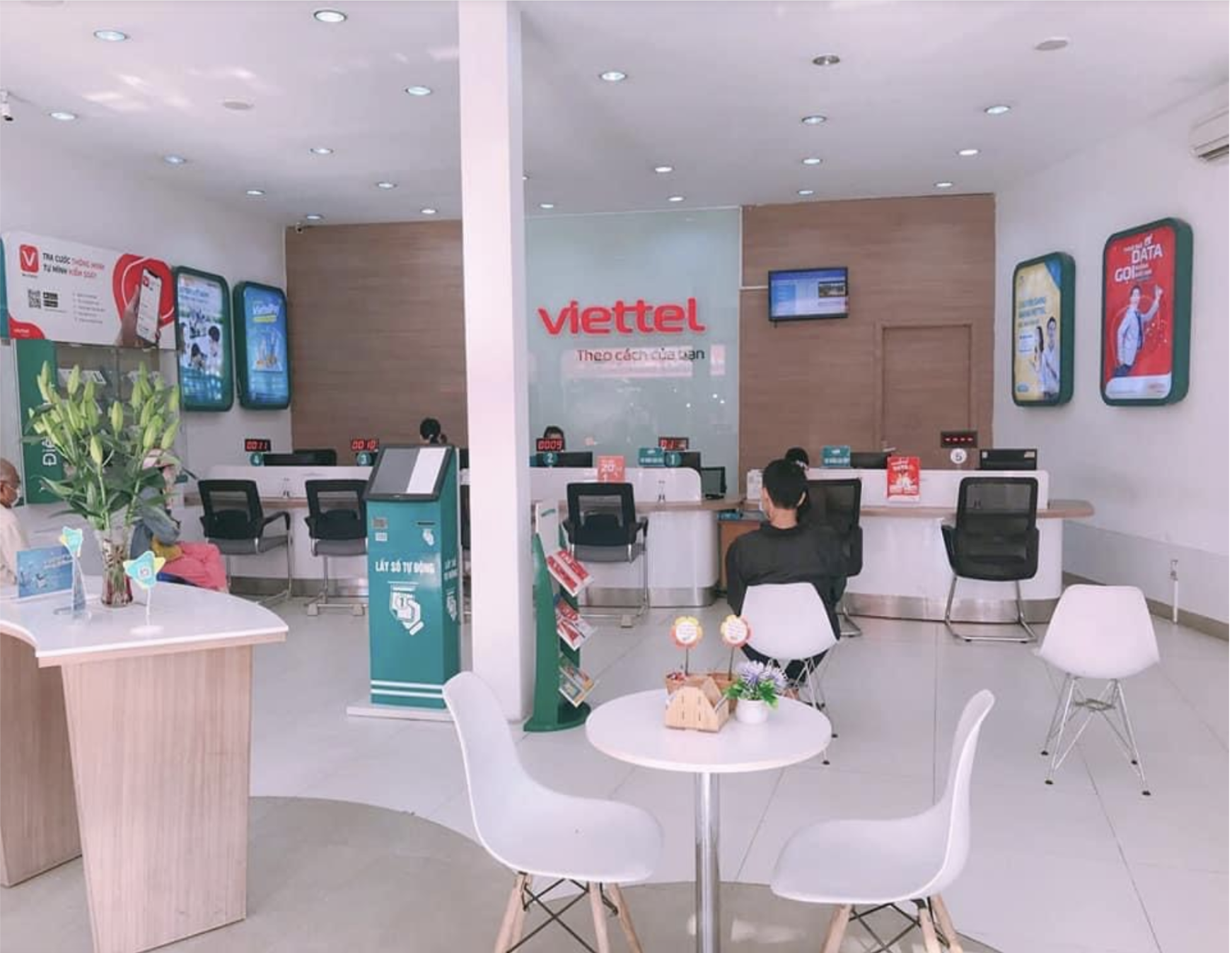 cửa hàng Viettel Huyện Tân Hưng
