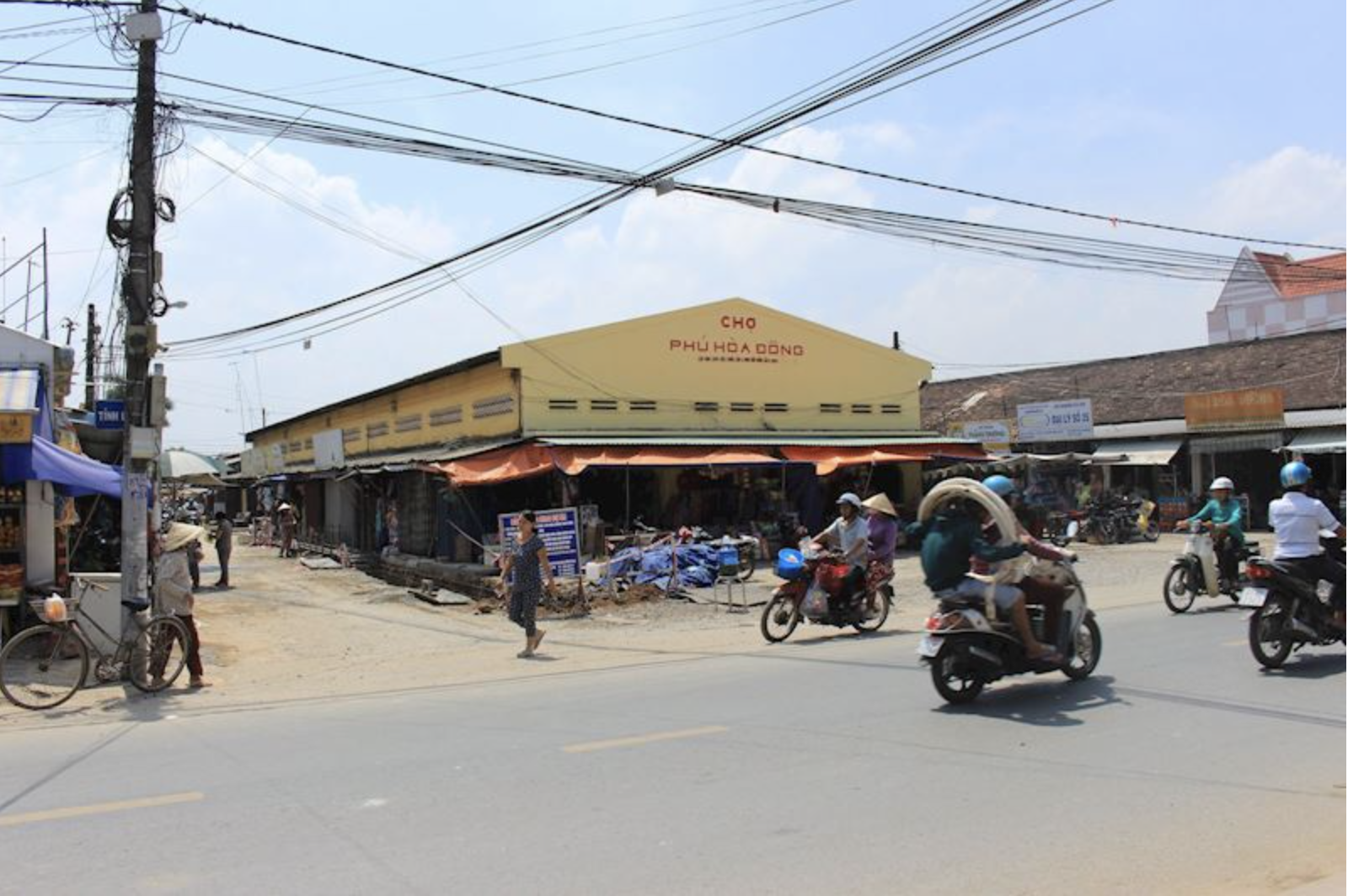 lắp đặt wifi Viettel xã Phú Hòa Đông