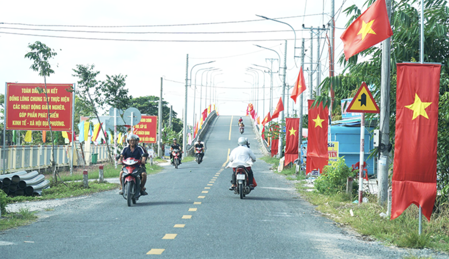 lắp mạng Viettel xã Phú Hữu
