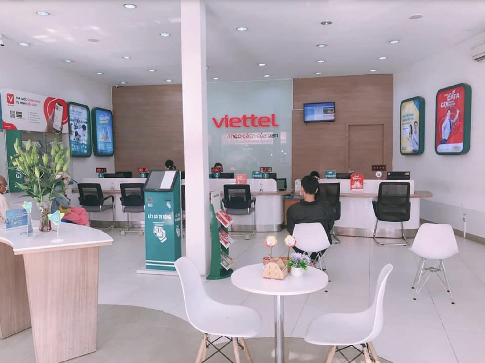 https://www.viettelhochiminh.vn/