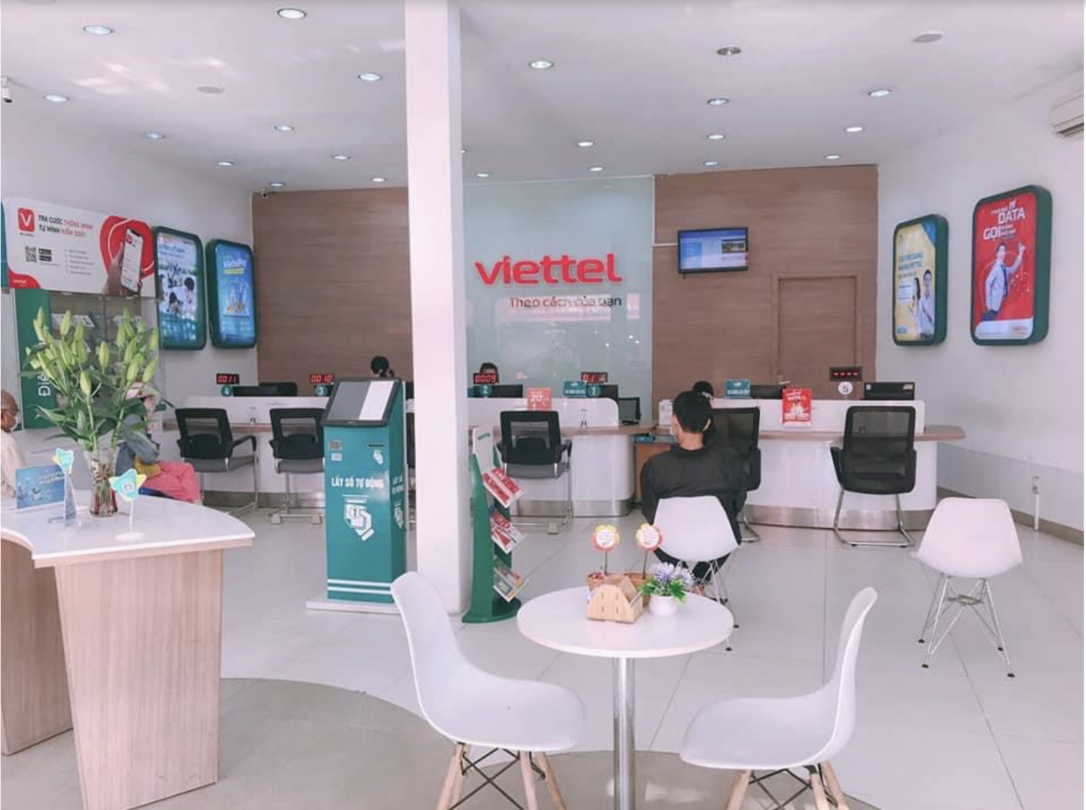 cửa hàng Viettel TP Hạ Long